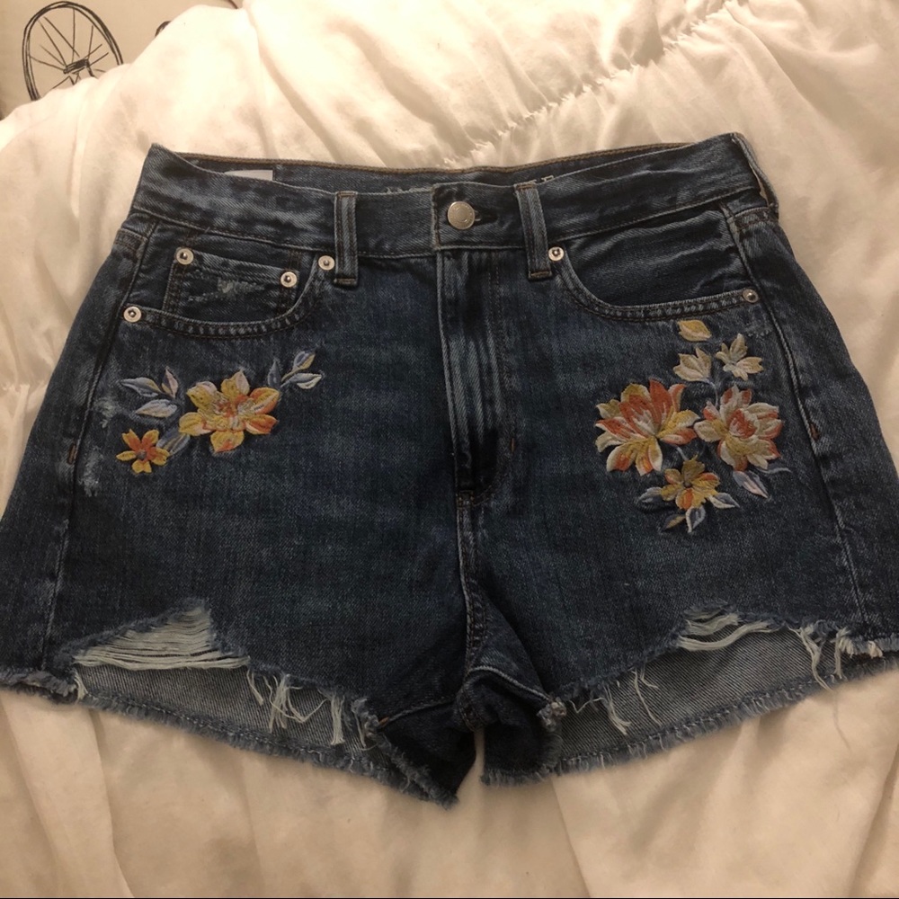 NWOT AE Shorts